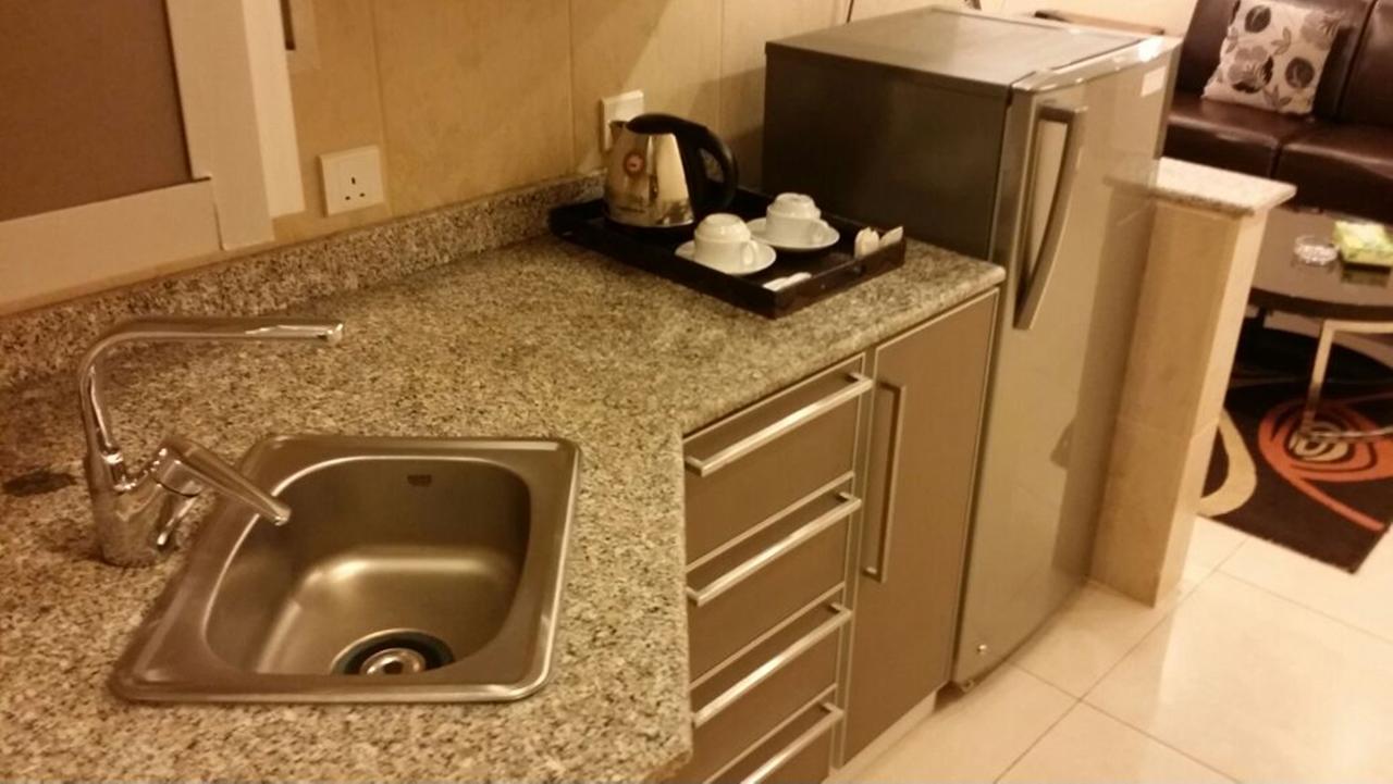 Alagneha Almokmalia - Alslamah Aparthotel Jeddah Bagian luar foto